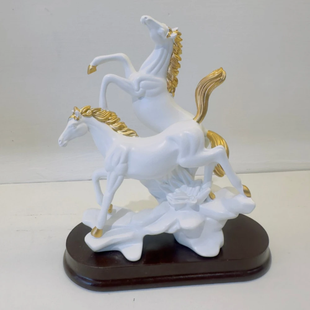 Horse Showpiece